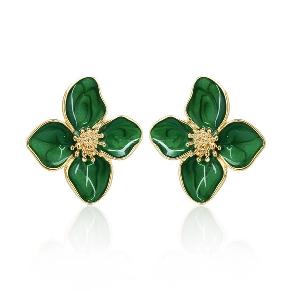Zara Jewelry - Elegant Green and Gold Floral Earrings 💚